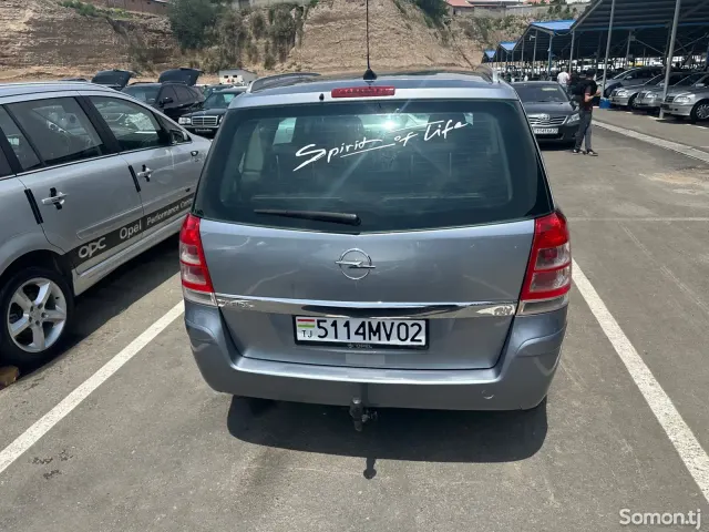 Opel Zafira 2008 · 1.8 MT