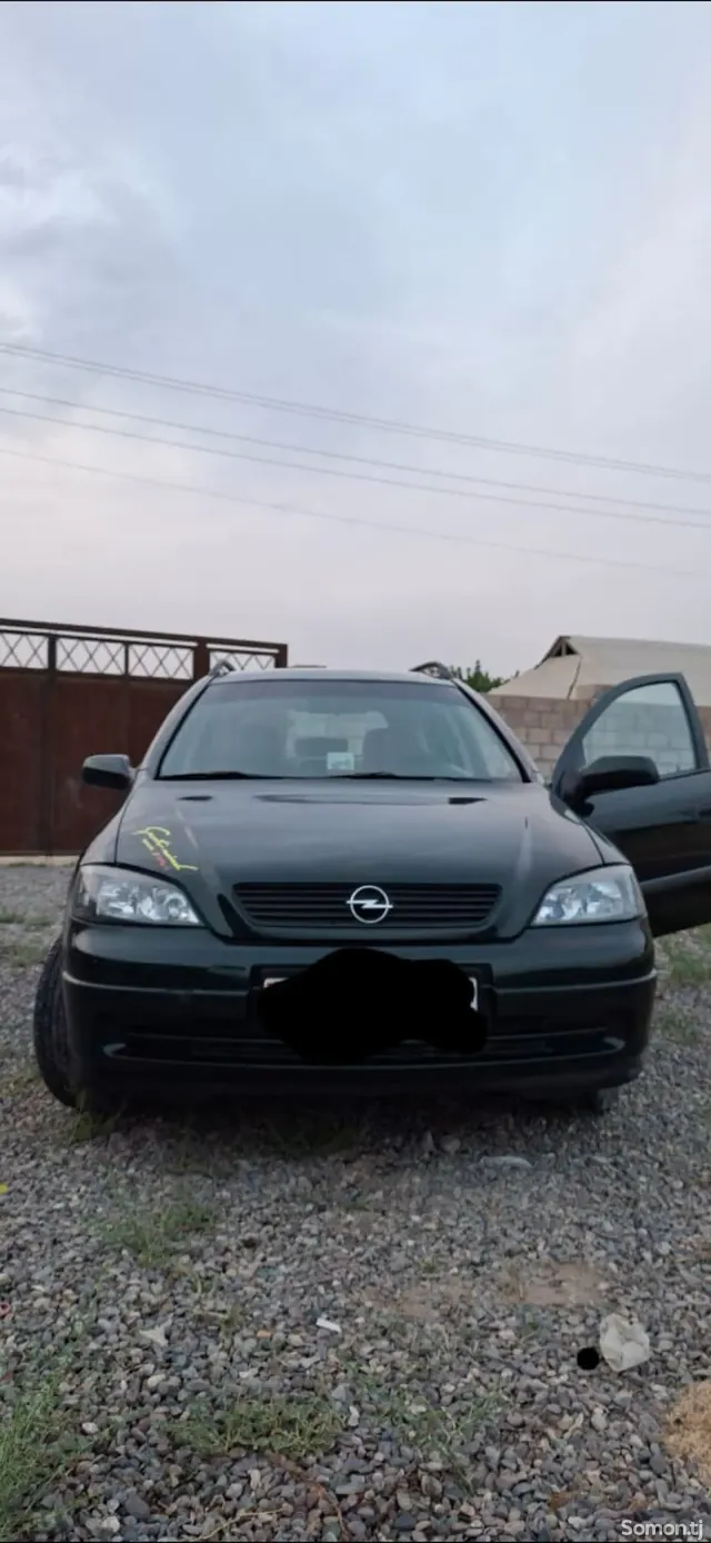 Opel Astra G 2000 · 1.6 MT