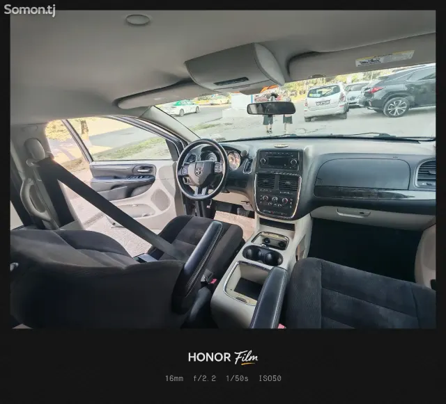 Dodge Grand Caravan 2014 · 3.6 AT
