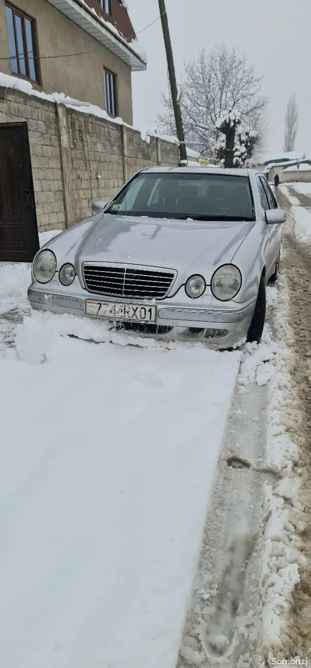 Mercedes-Benz E class 1999 · 2.4 AT
