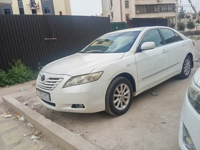 Toyota Camry 2006 · 2.4 MT