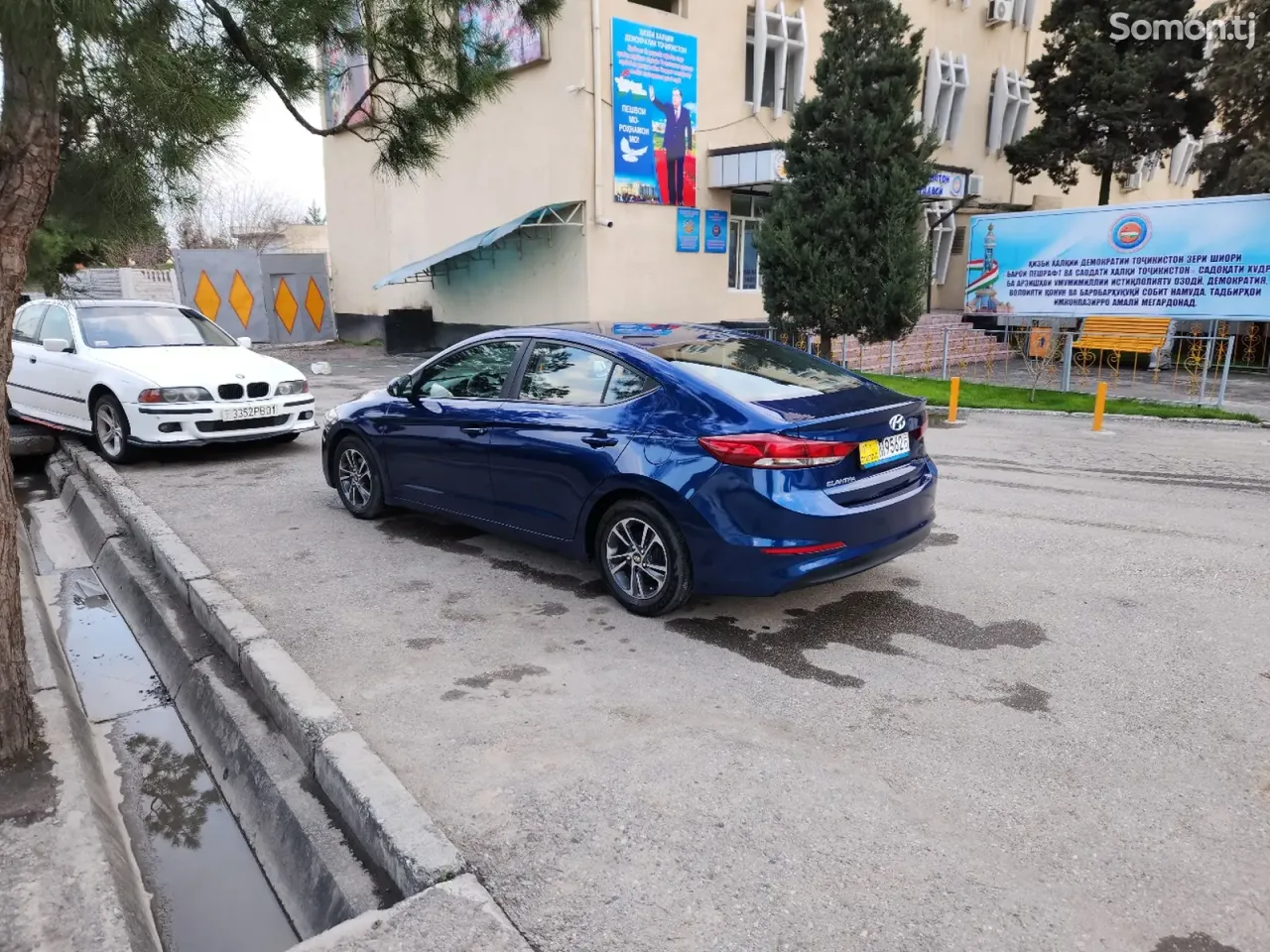 Hyundai Elantra 2017 · 2.0 AT