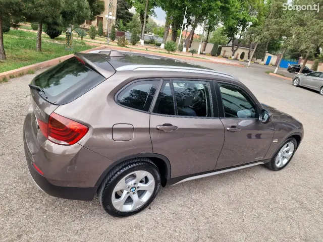 BMW X1 2010 · 2.5 AT