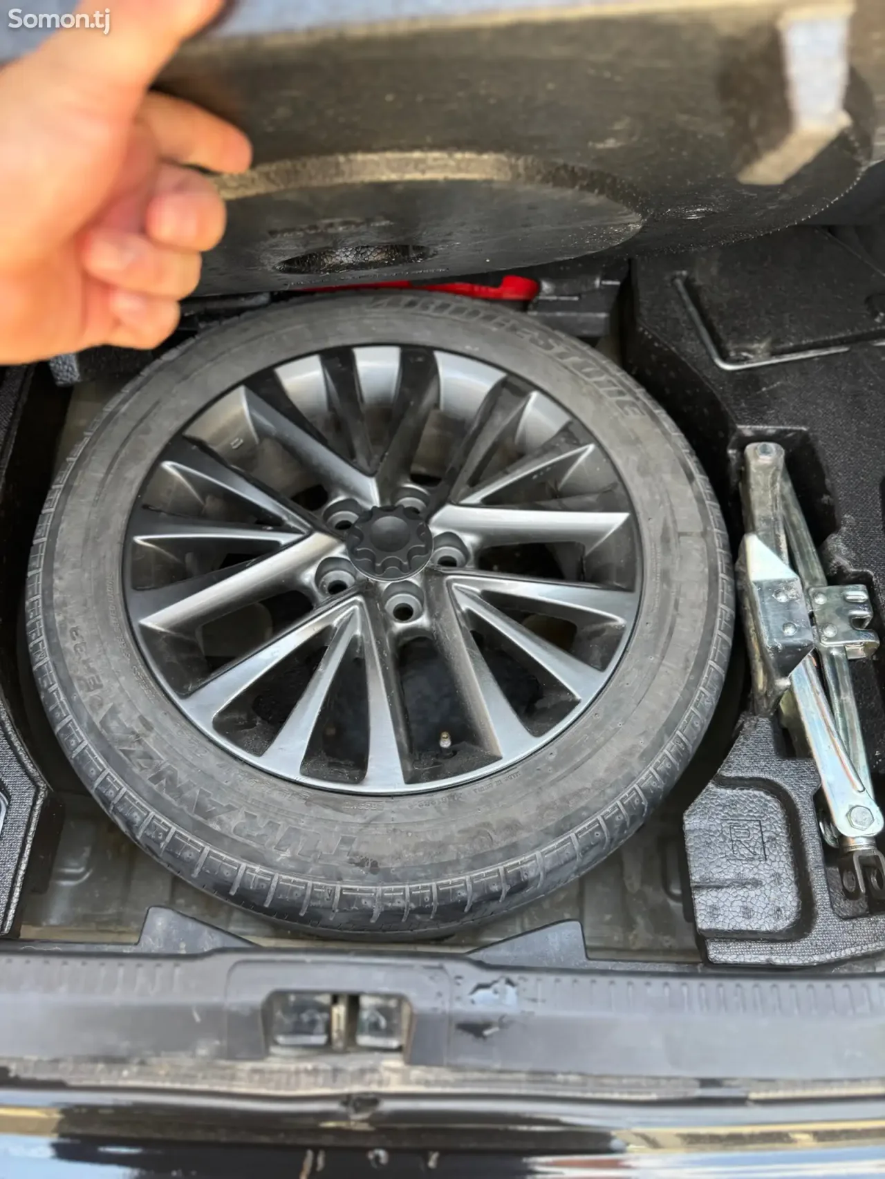 Toyota Camry 2015 · 2.5 AT