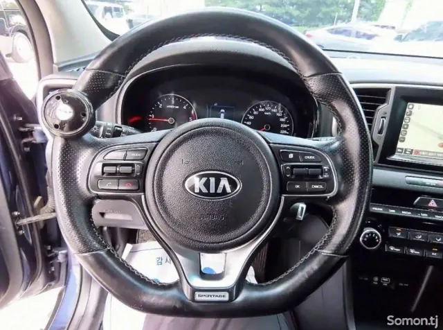 Kia Sportage 2015 · 2.0 MT