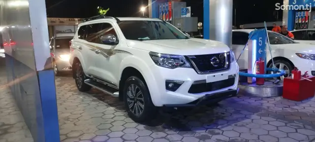 Nissan X-Terra 2018 · 2.5 AT