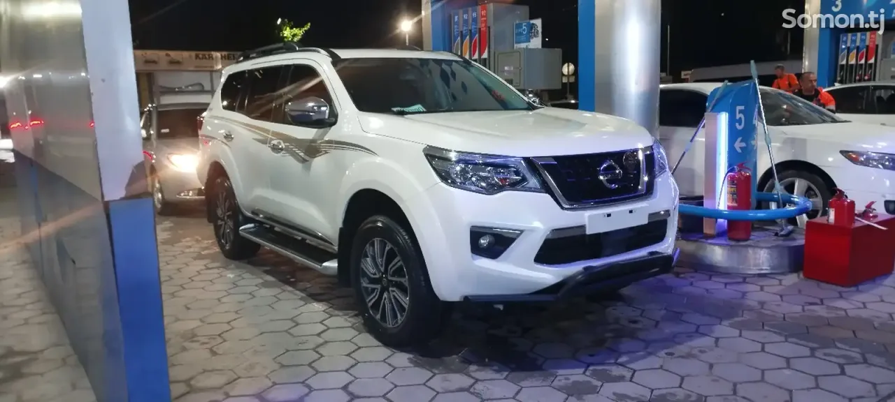 Nissan X-Terra 2018 · 2.5 AT