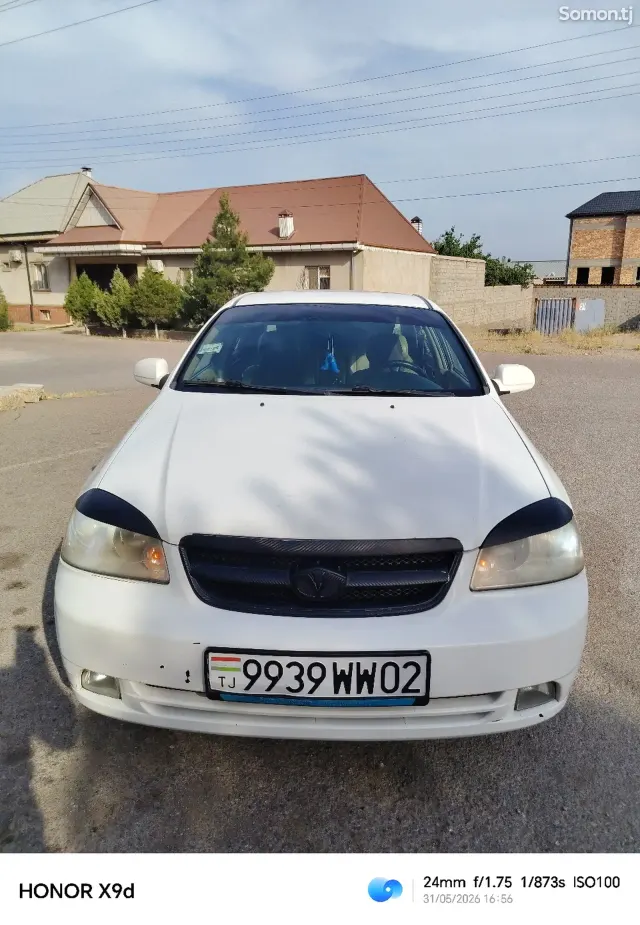 Daewoo Lacetti 2005 · 1.6 MT