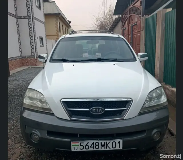 Kia Sorento 2005 · 2.2 MT