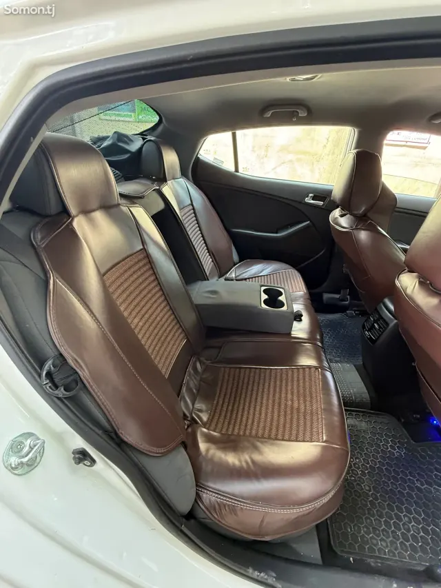 Kia Optima 2015 · 2.4 AT