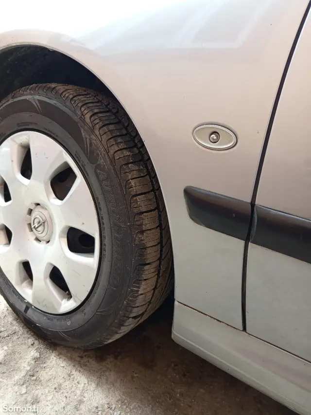 Peugeot 607 2001 · 2.2 AT