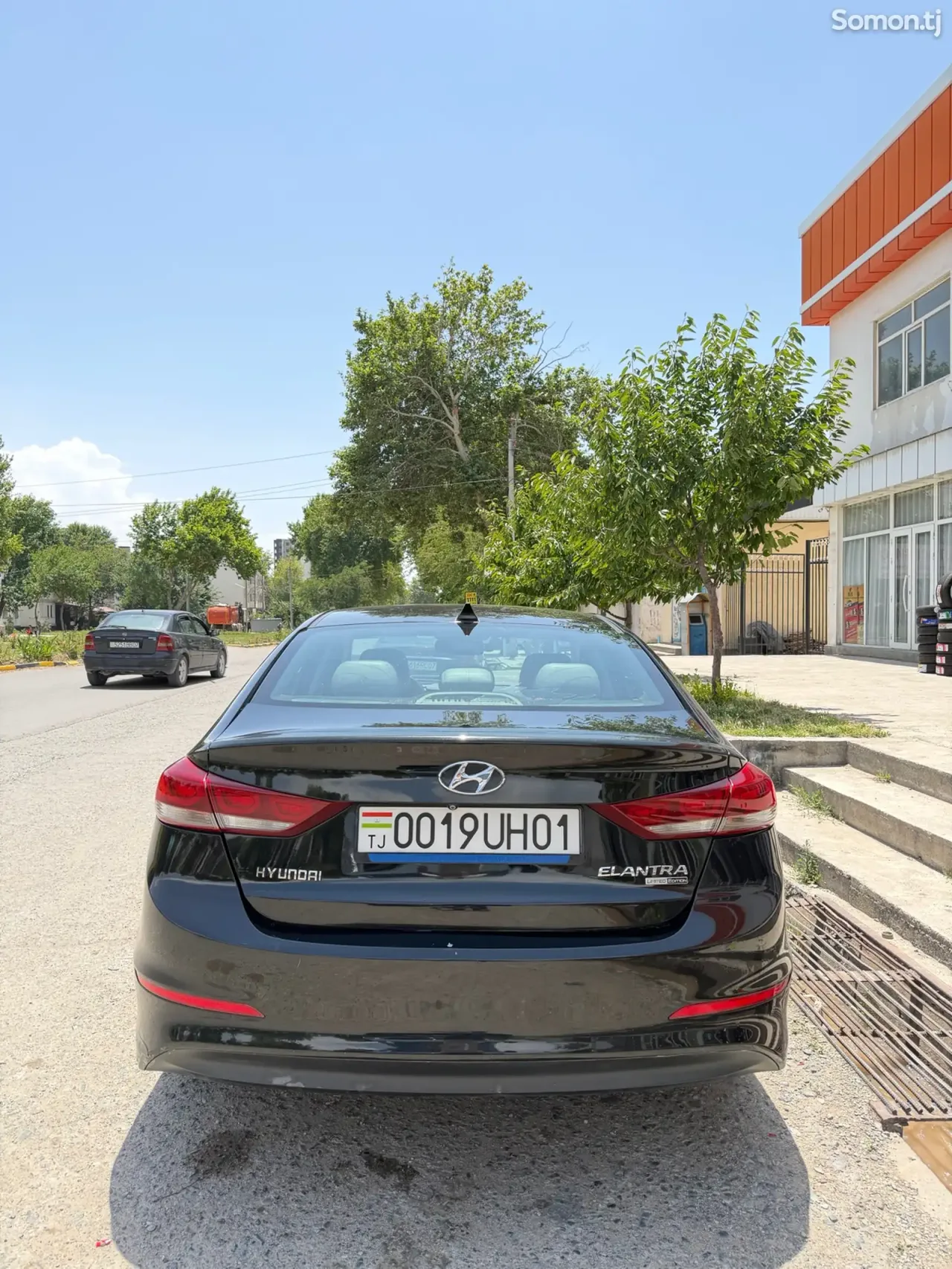 Hyundai Elantra 2017 · 2.0 AT
