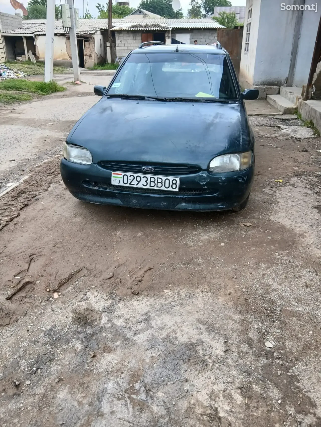 Ford Escort 1995 · MT