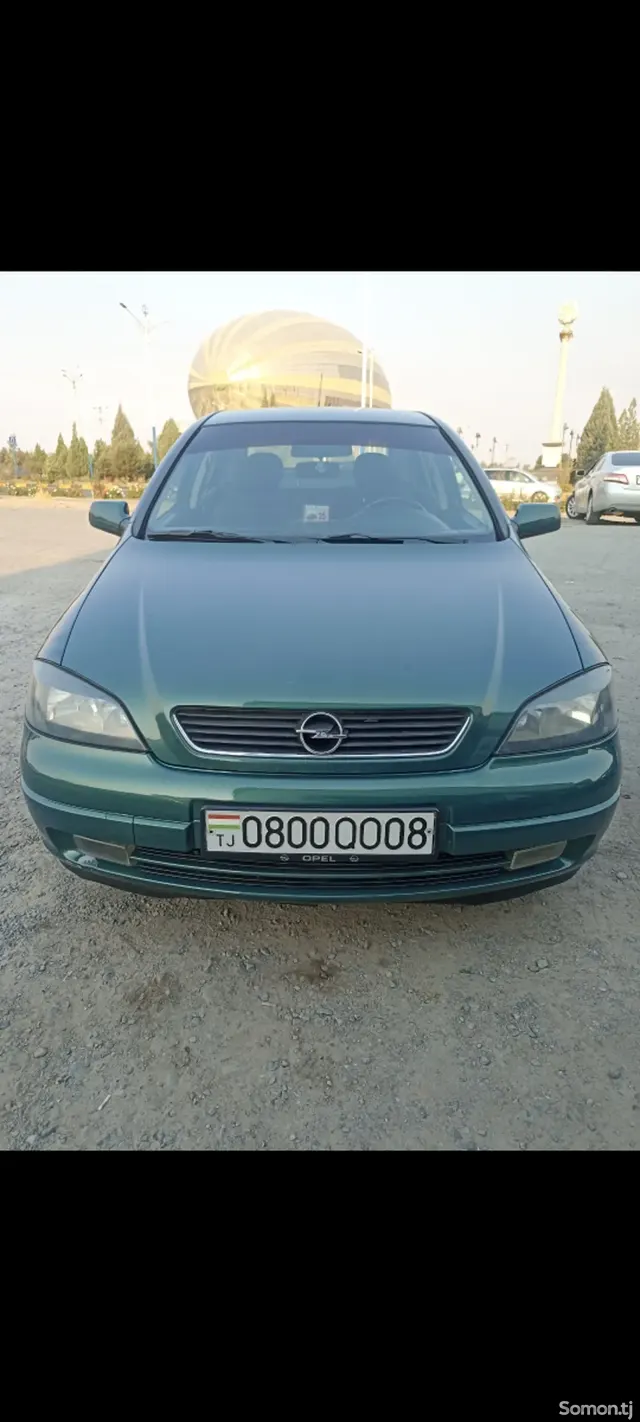 Opel Astra G 2001 · 1.6 MT