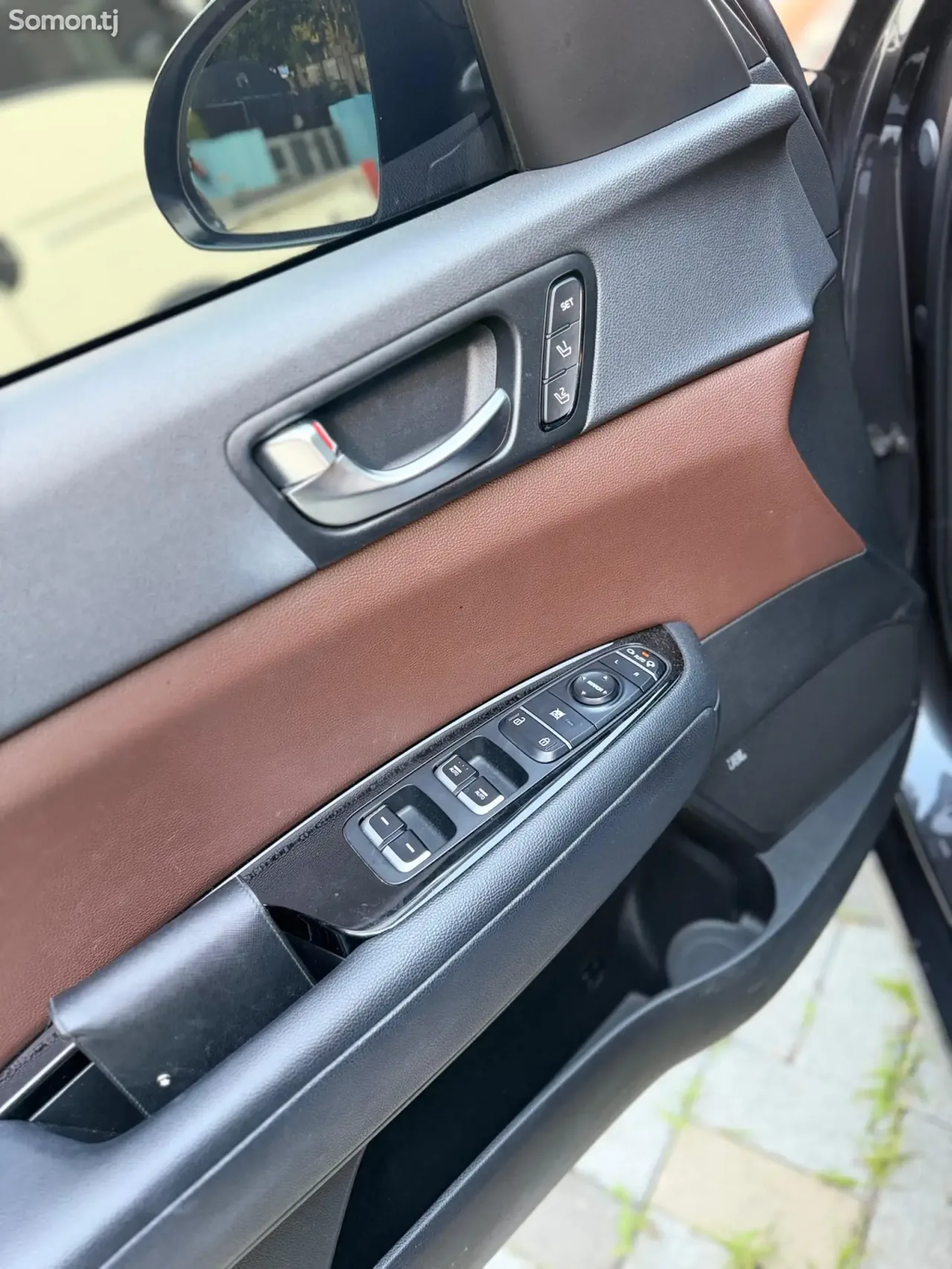 Kia K5 2015 · 2.0 AT