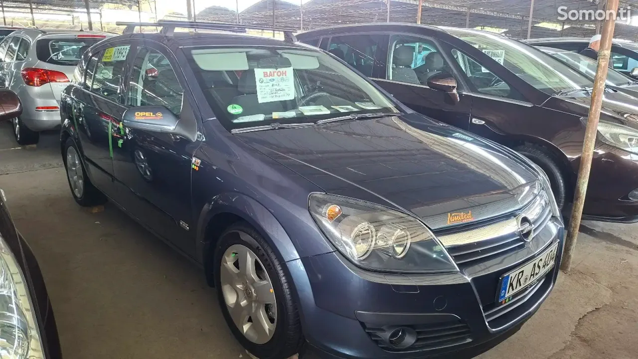 Opel Astra H 2006 · 1.6 MT