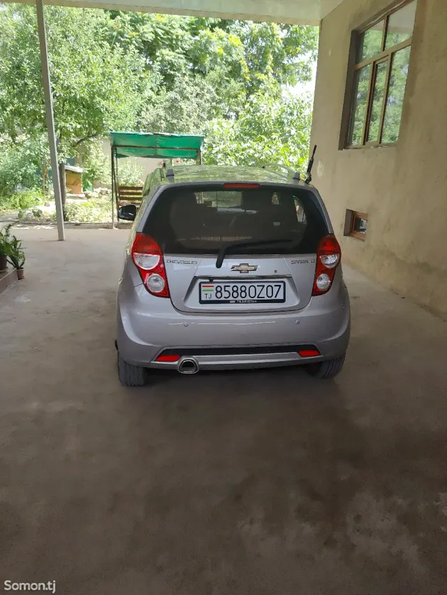 Chevrolet Spark 2015 · 1.3 AT