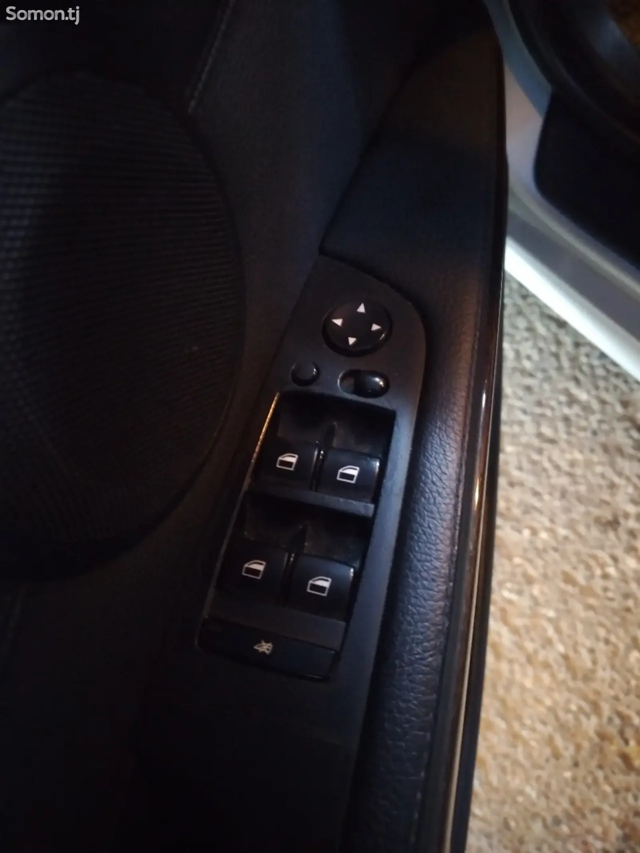 BMW 3 series 2010 · 2.0 AT