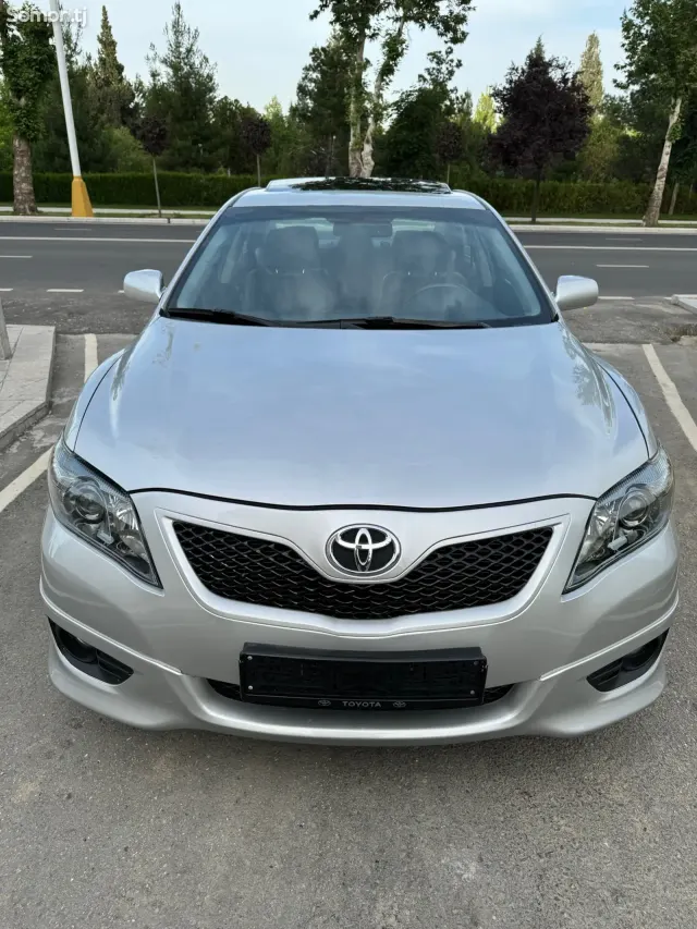 Toyota Camry 2010 · 3.5 AT