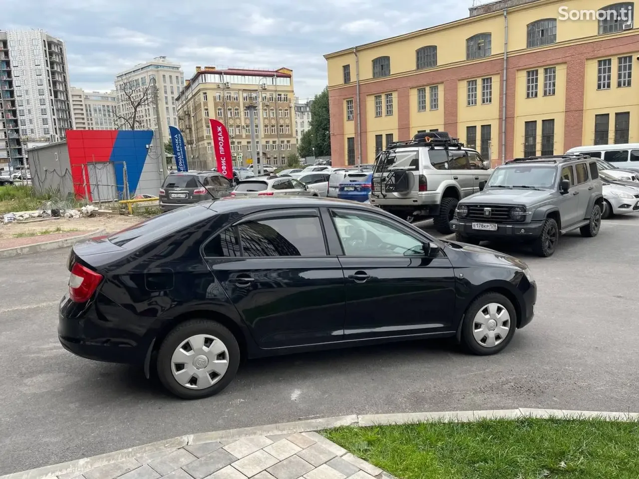 Skoda Rapid 2015 · 1.6 MT
