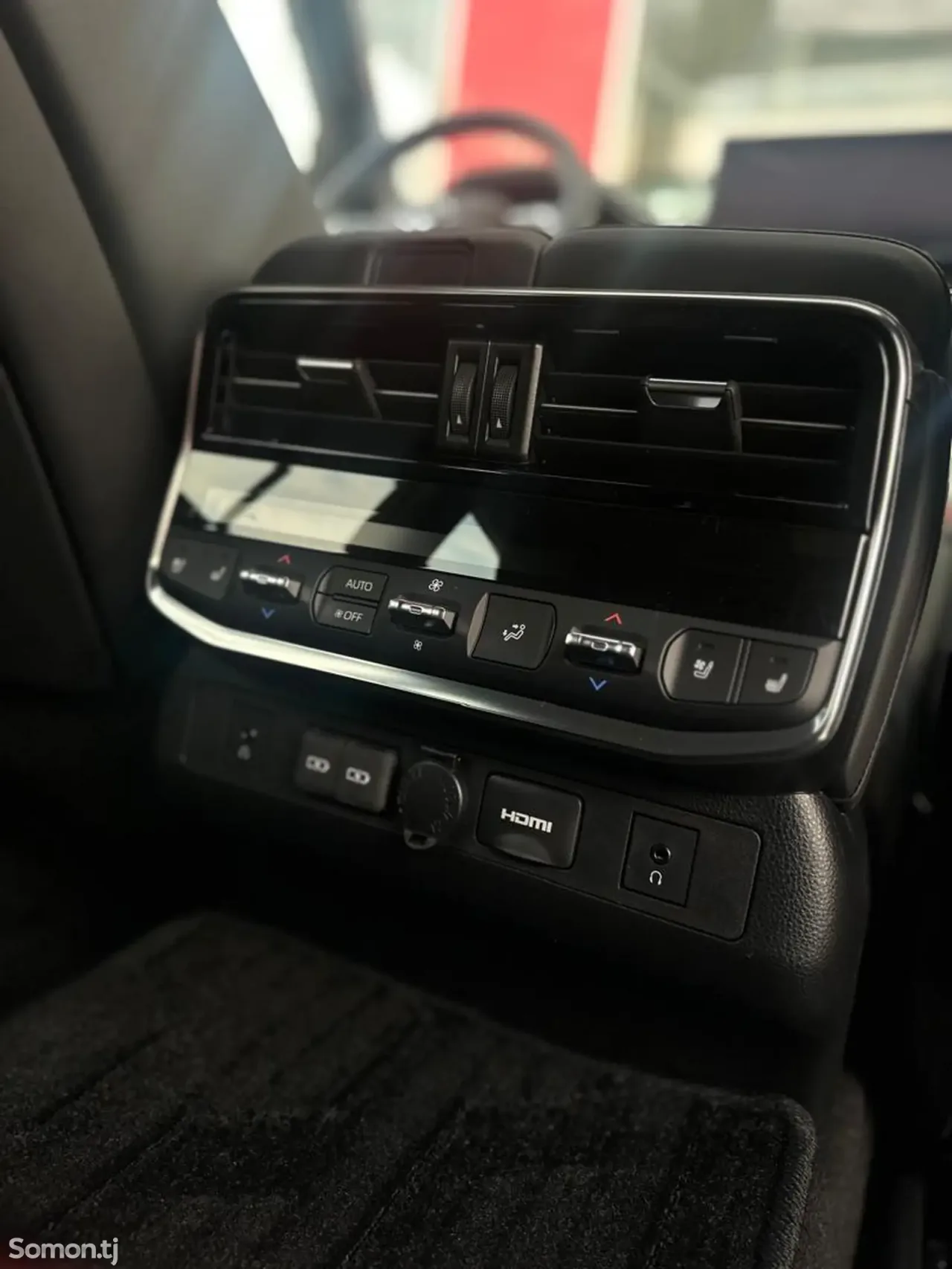 Toyota Land Cruiser 2025 · 3.5 AT