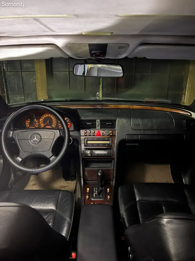 Mercedes-Benz C class 1998 · 2.8 AT