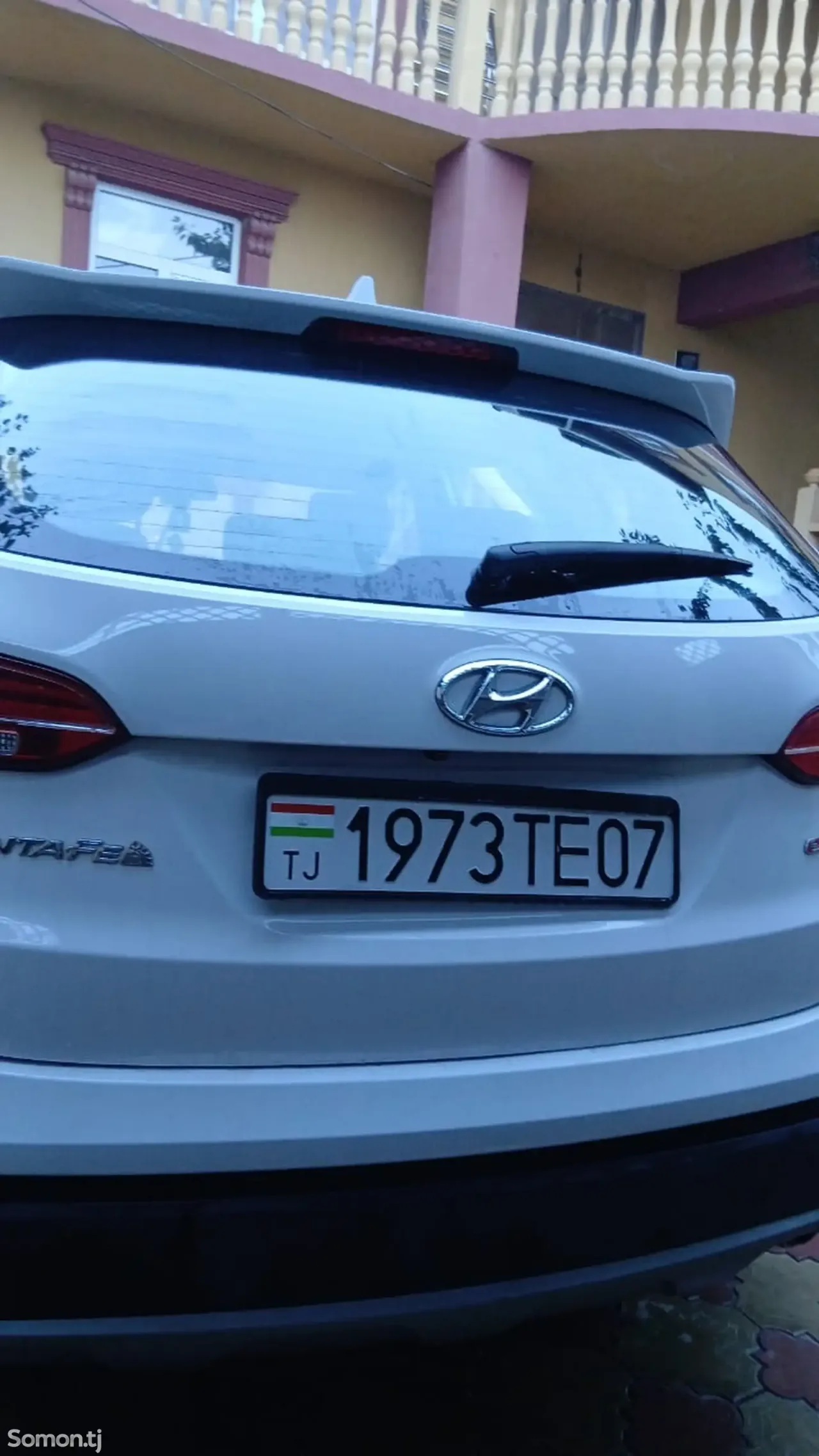 Hyundai Santa Fe 2015 · 2.0 AT