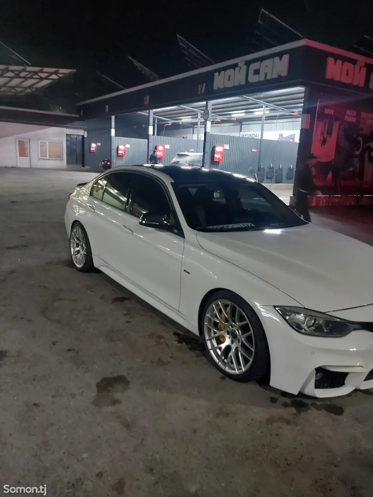 BMW 3 series 2014 · 2.5 AT