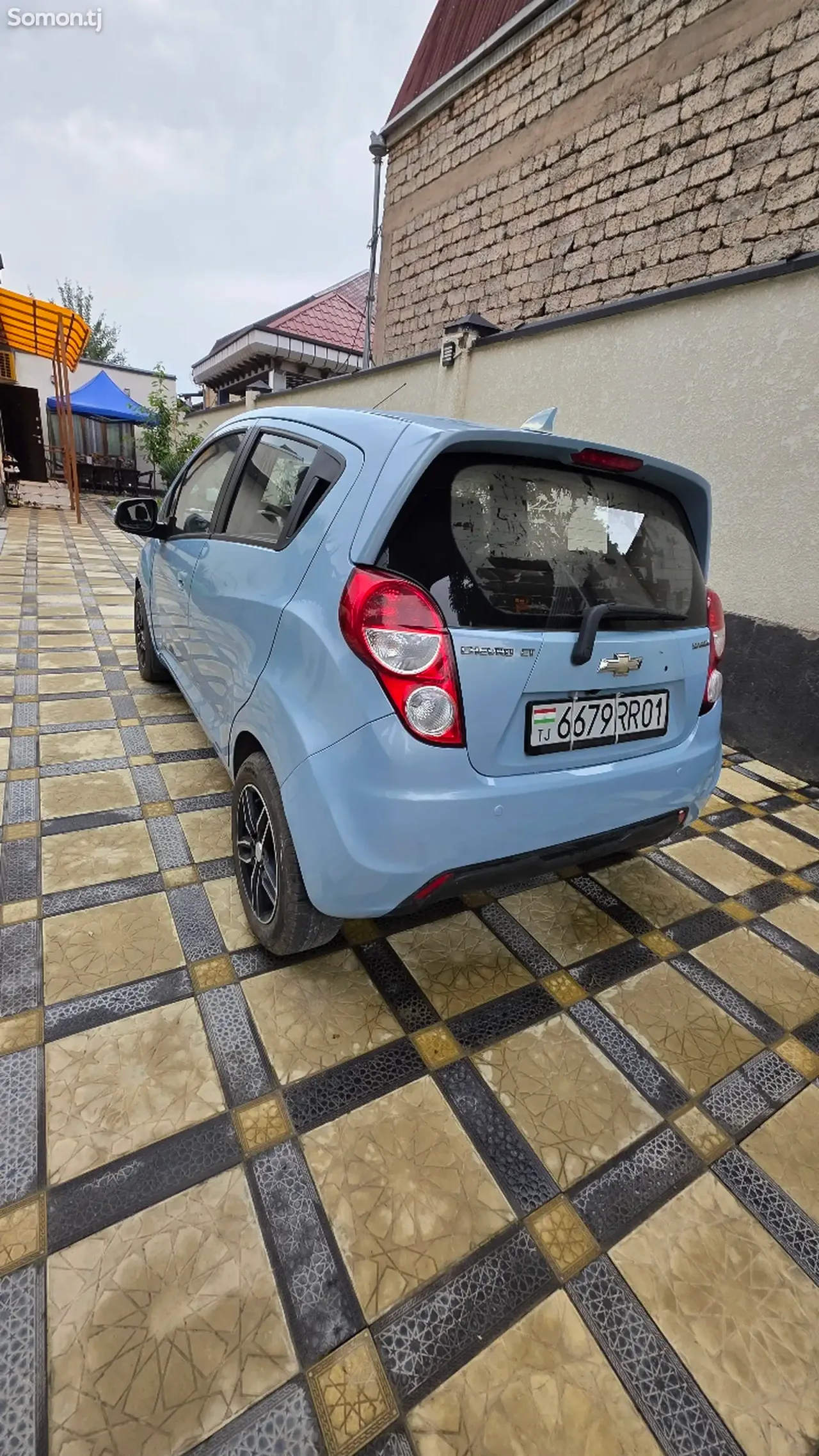 Chevrolet Spark 2015 · 1.1 AT