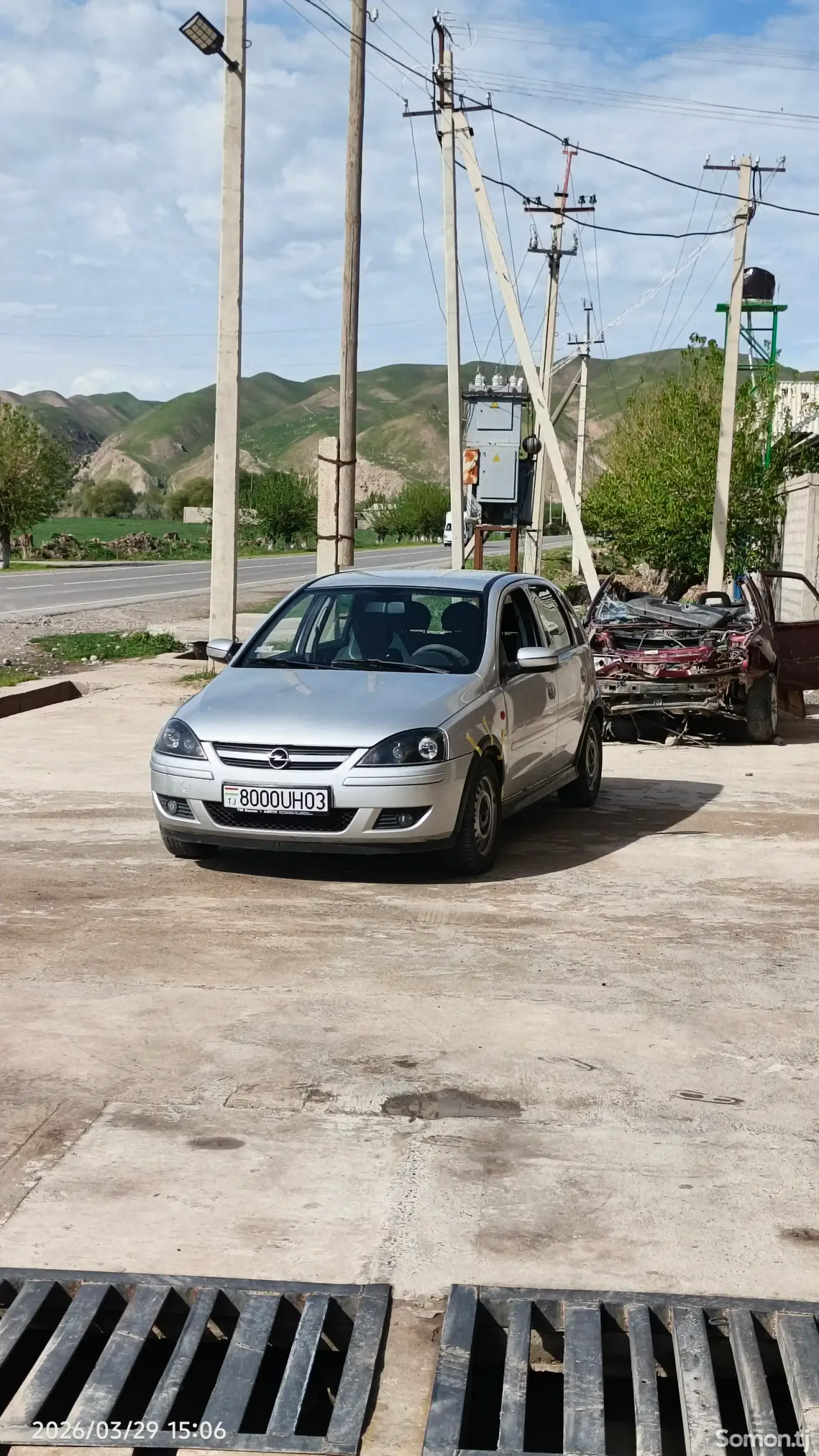 Opel Corsa 2007 · 1.2 MT
