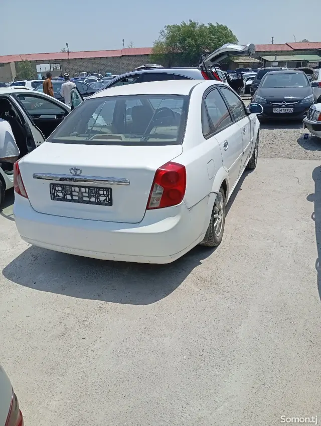 Daewoo Lacetti 2003 · 1.8 MT