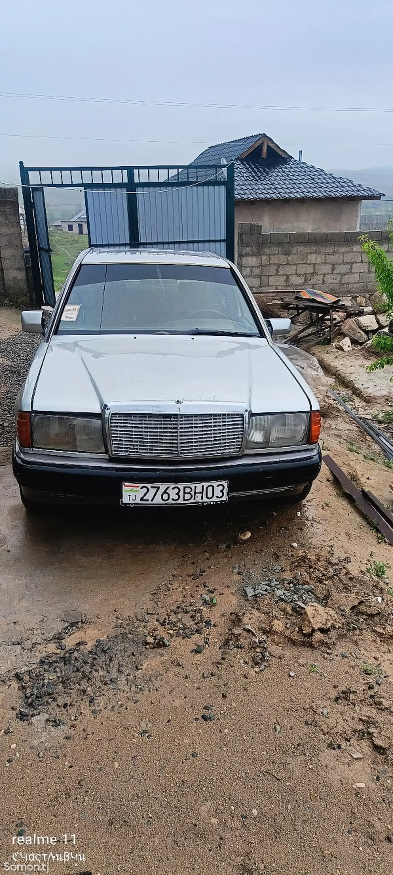 Mercedes-Benz W201 1990 · 1.8 MT