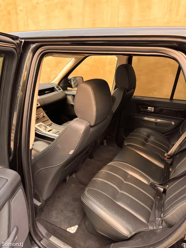 Land Rover Range Rover Sport 2011 · 3.0 AT