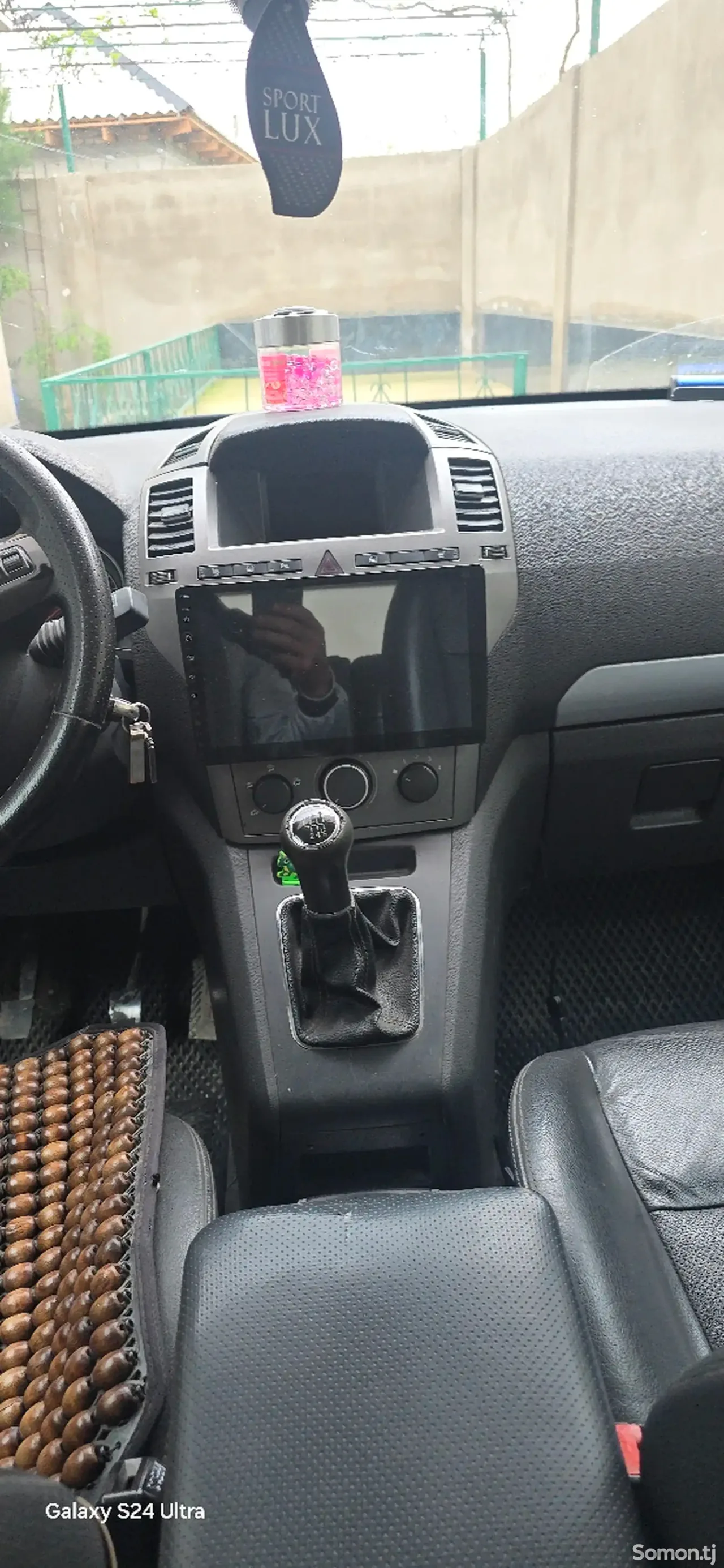 Opel Zafira 2006 · 2.2 MT