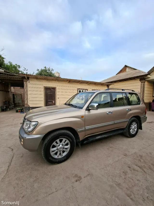 Toyota Land Cruiser 2005 · 4.2 AT