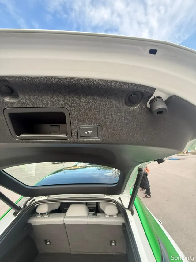 Xpeng P5 2025 · AMT