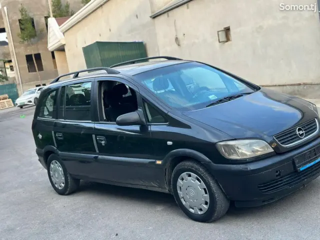 Opel Zafira 1999 · 1.6 MT