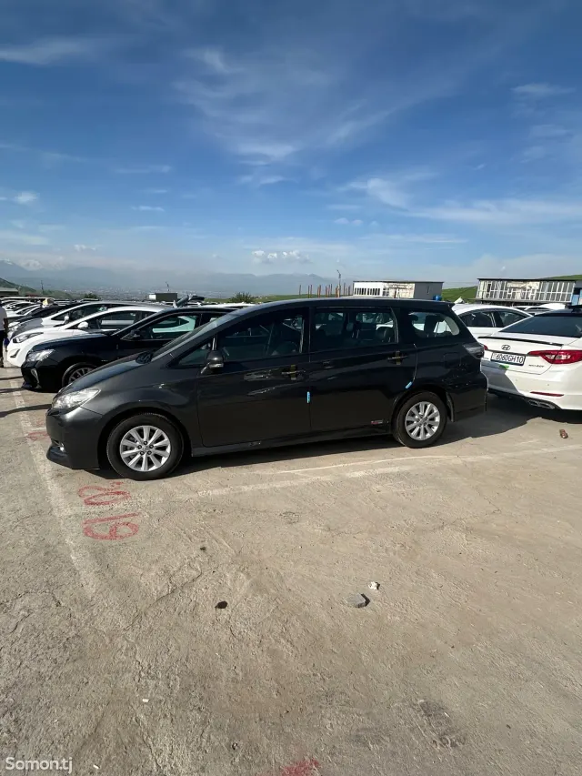 Toyota Wish 2014 · 2.0 AT