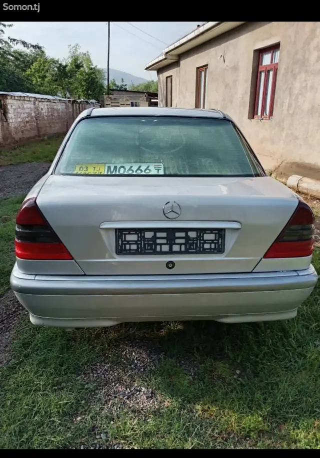 Mercedes-Benz C class 1998 · 2.0 AT