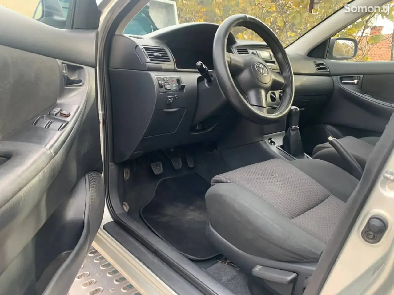 Toyota Corolla 2006 · 1.6 MT