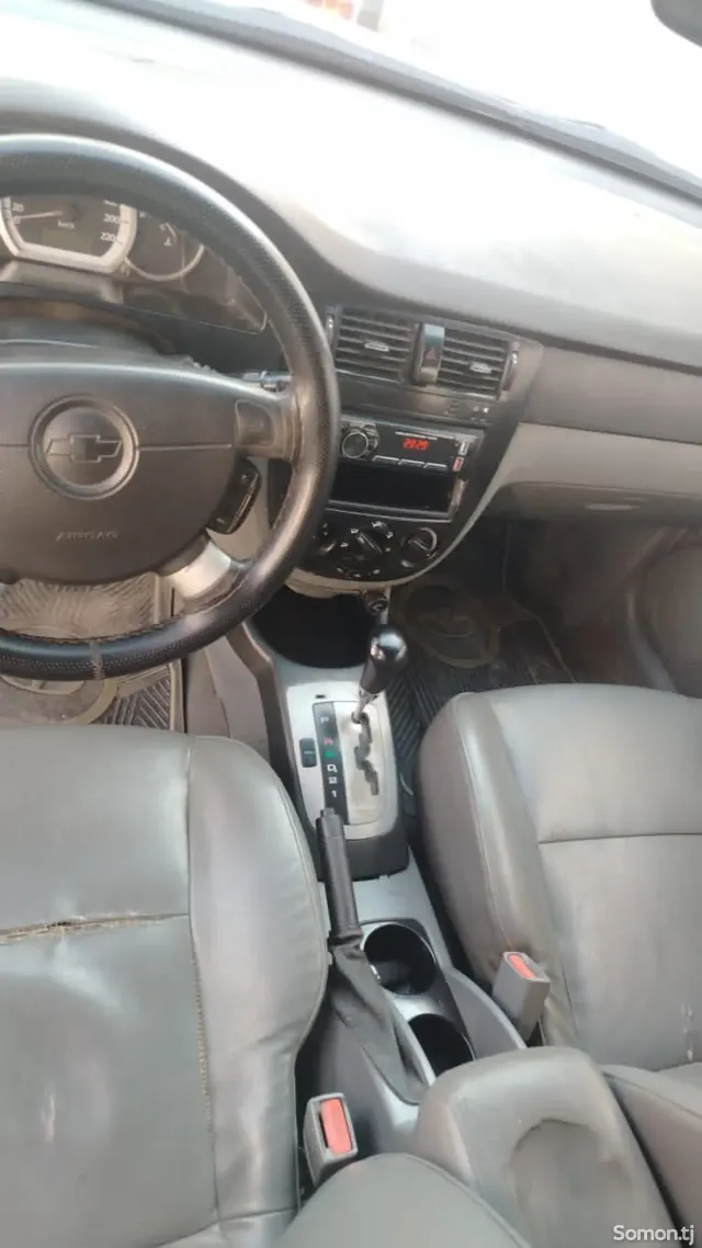 Chevrolet Lacetti 2008 · 1.6 AT