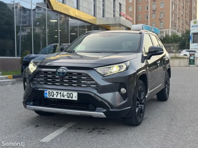 Toyota RAV 4 2020 · 2.5 AT