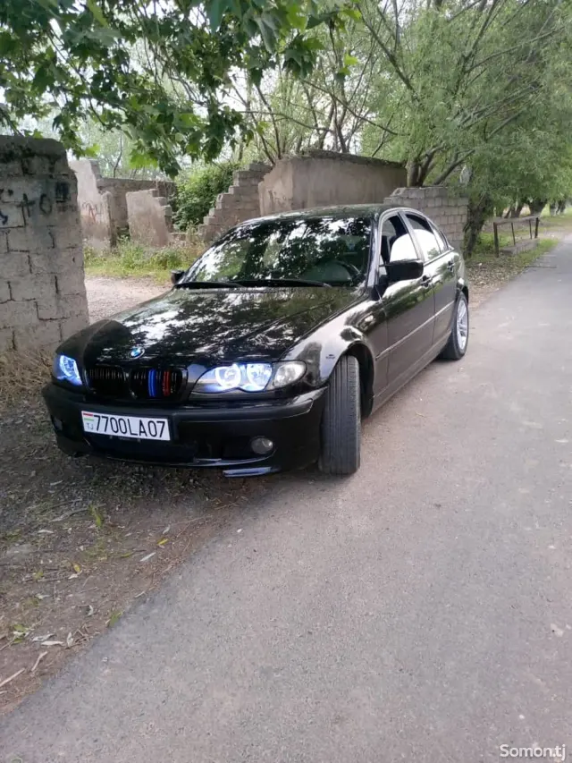 BMW 3 series 2004 · 2.0 MT