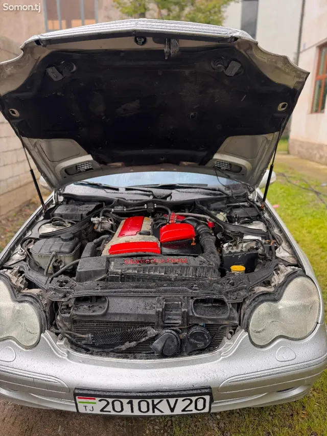 Mercedes-Benz C class 2001 · 2.0 MT