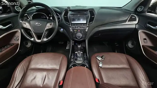 Hyundai Santa Fe 2016 · 2.0 AT