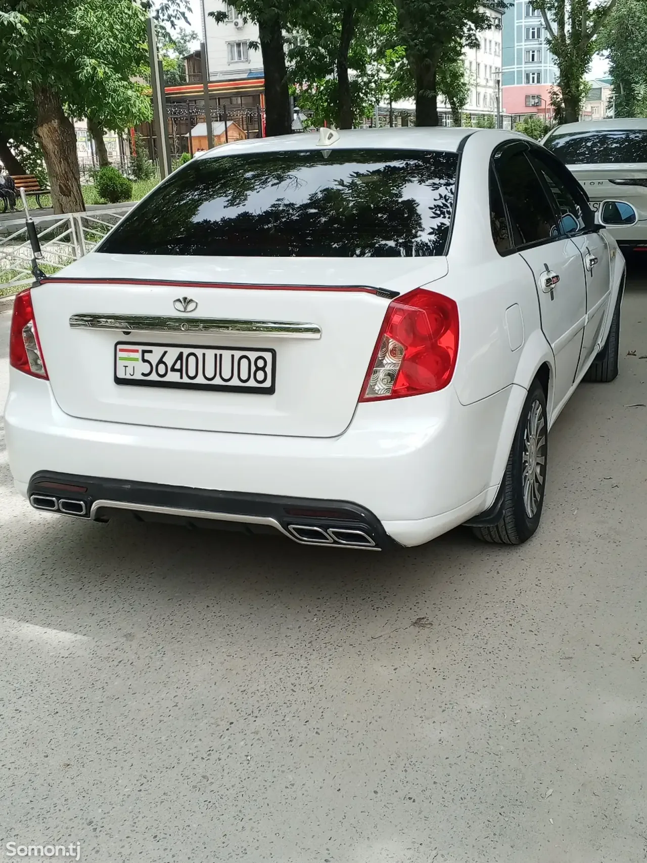 Daewoo Lacetti 2005 · 1.6 MT