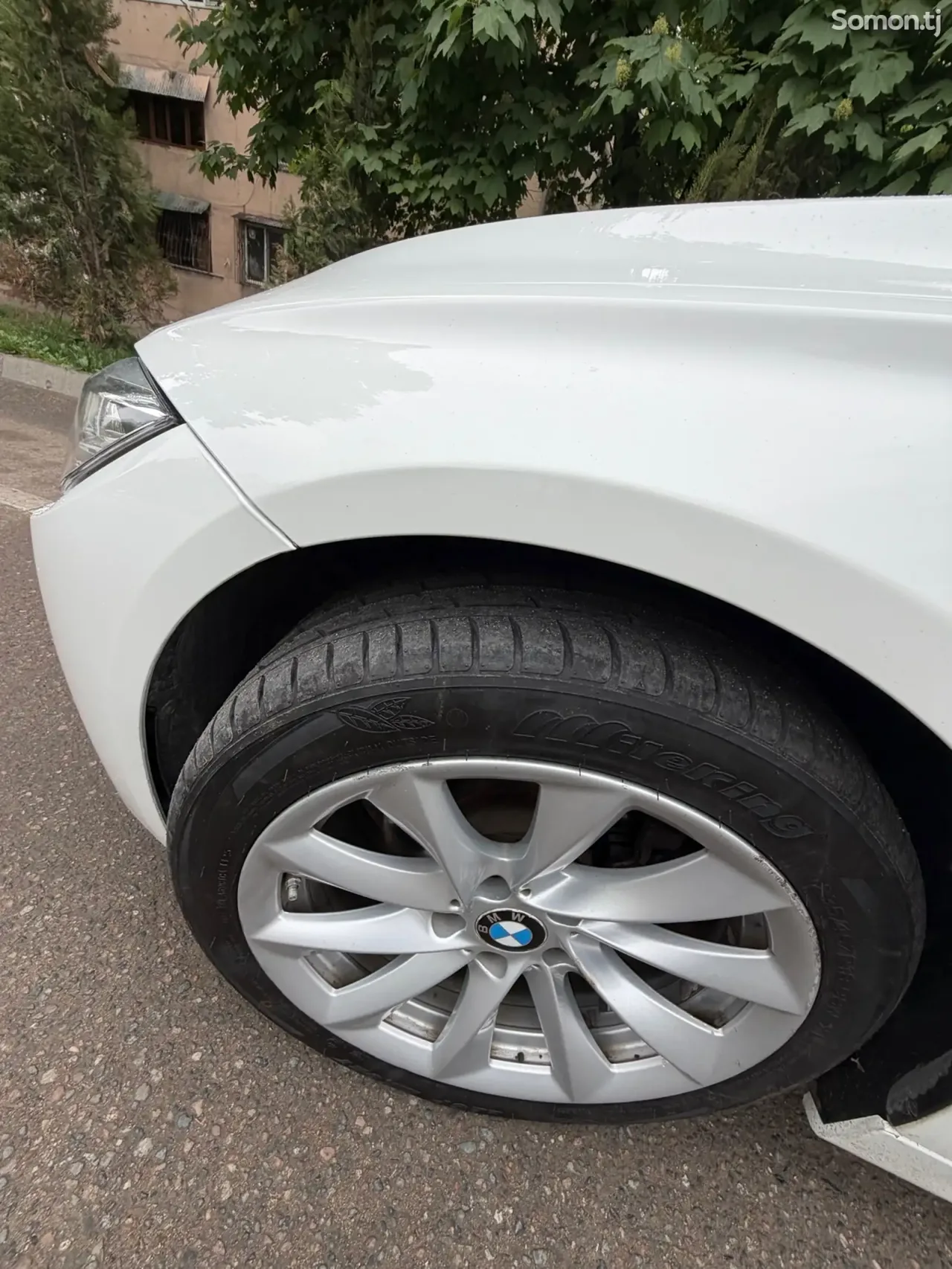 BMW 3 series 2015 · 2.0 AT