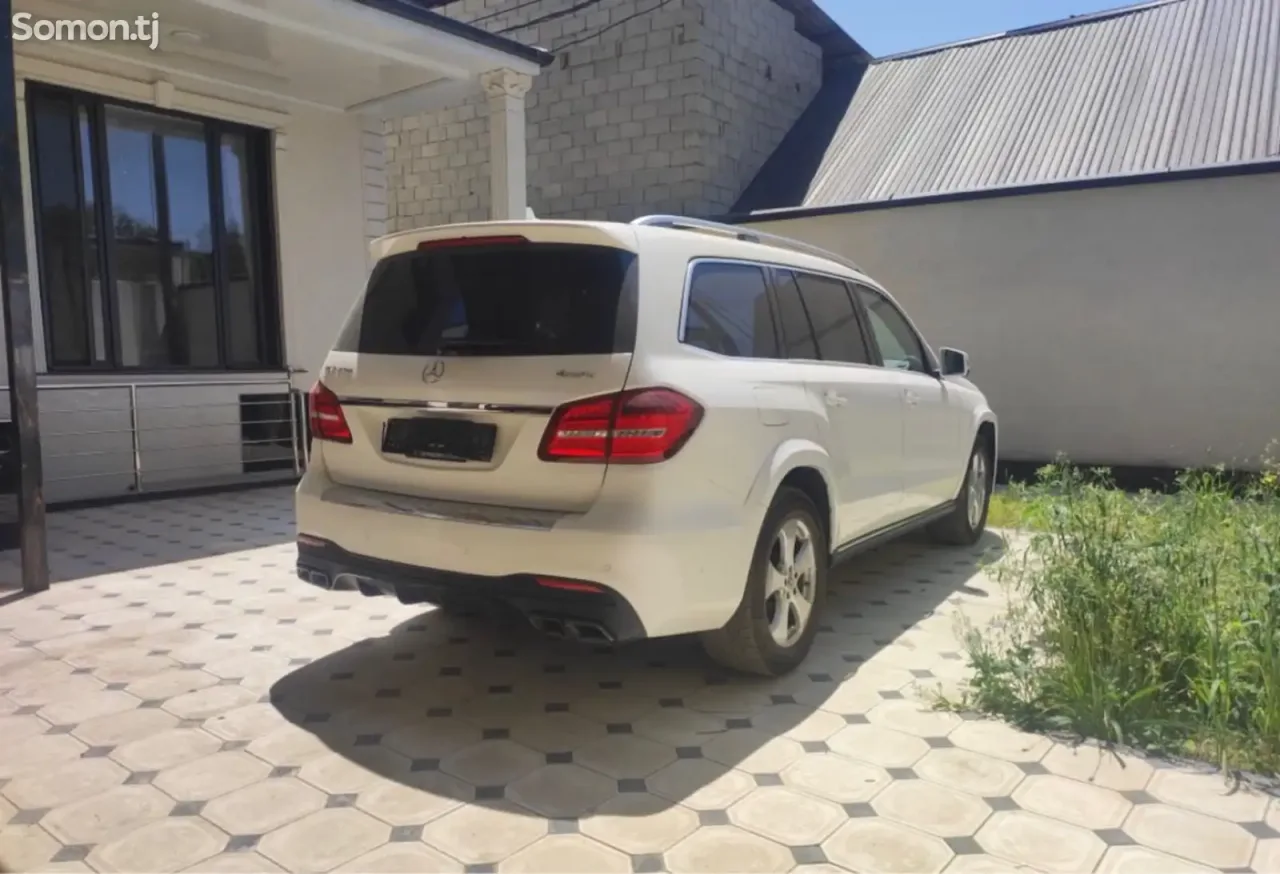 Mercedes-Benz GLS 2017 · 4.5 AT