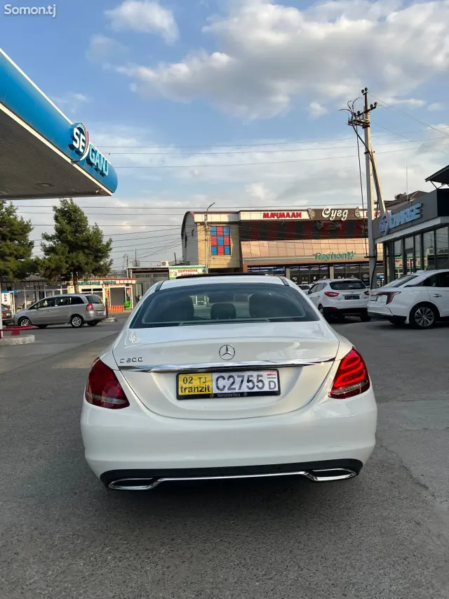 Mercedes-Benz C class 2015 · 2.0 AT