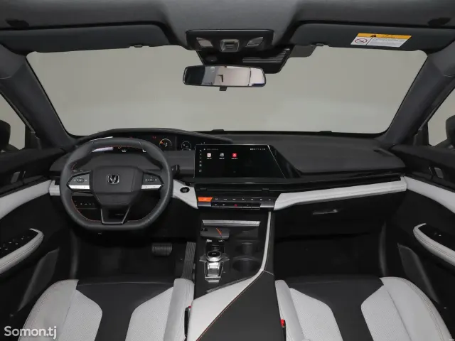 Changan UNI-V 2025 · 1.5 AT